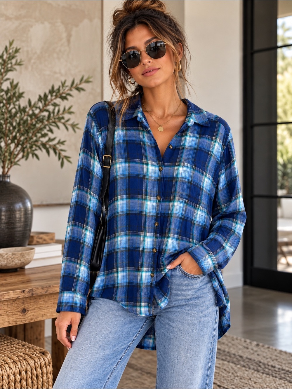 American Eagle Women’s XL Blue Plaid Button Down Oversized Flannel Shirt
